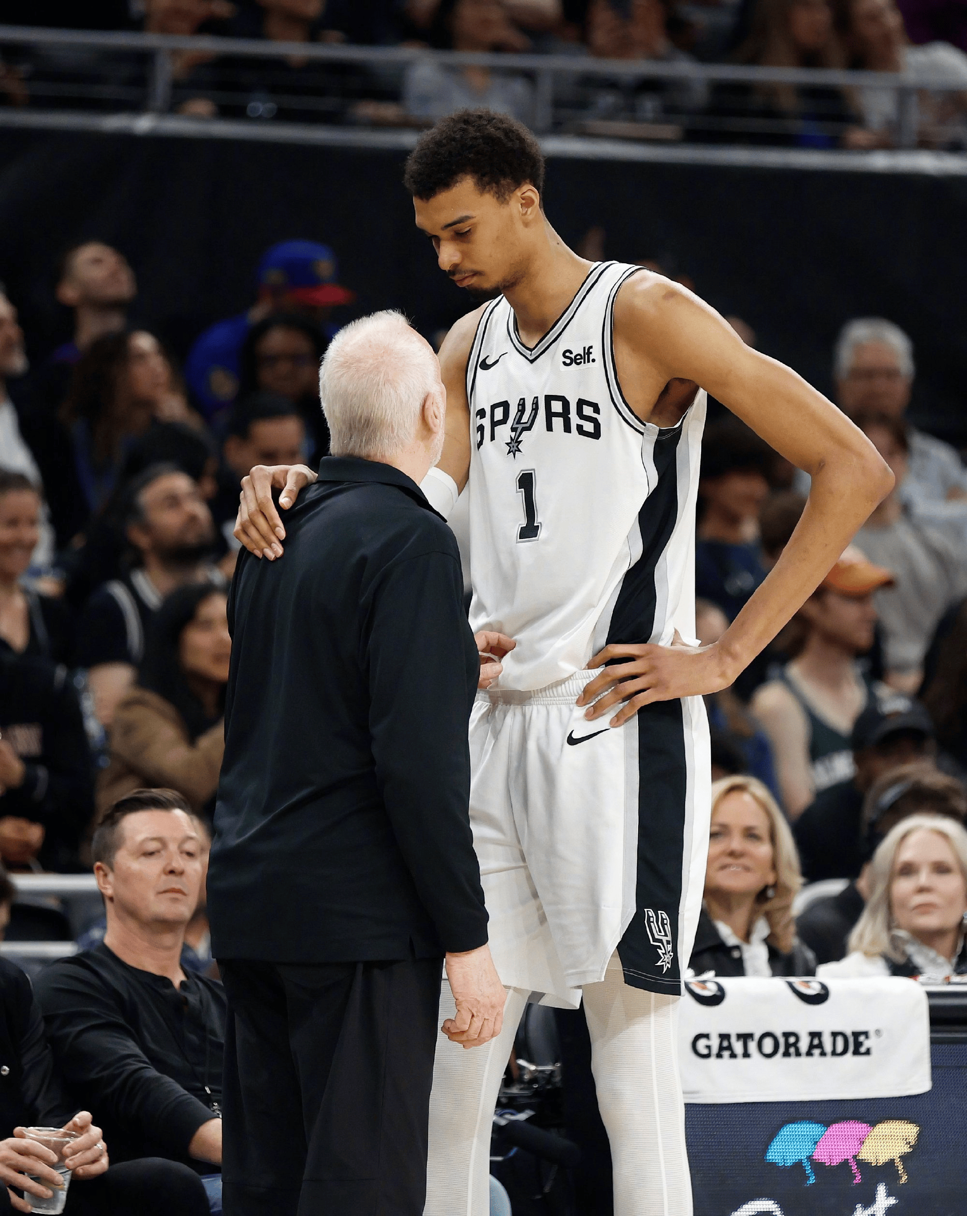 集结日圣安东尼奥马刺备战法国杯;完成体检细节曝光;气氛紧张;细节决定成败的简单介绍-爱游戏体育下载