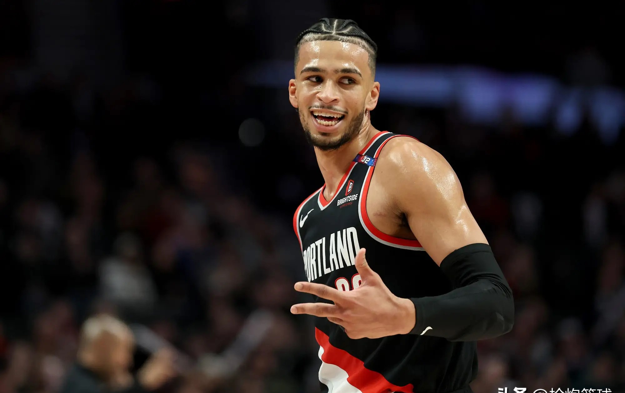 关于欧联赛程吃紧，波特兰开拓者赛后外线爆发，引发热议，纪律约束更严格的信息-爱游戏体育下载